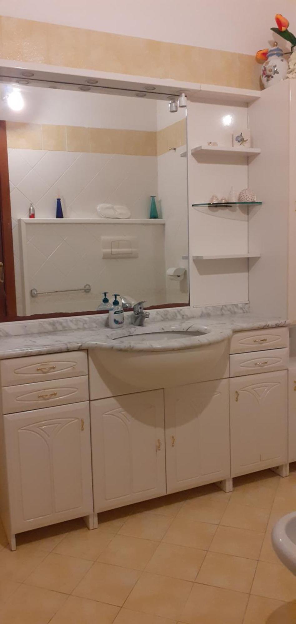 Central Room With Private Bathroom, No Smoking 팔라우 외부 사진